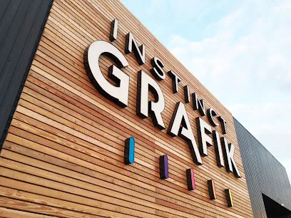 Image de INSTINCT GRAFIK publicité 17 enseigne marquage véhicule