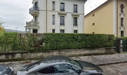 Image de Là-haut sur la Colline